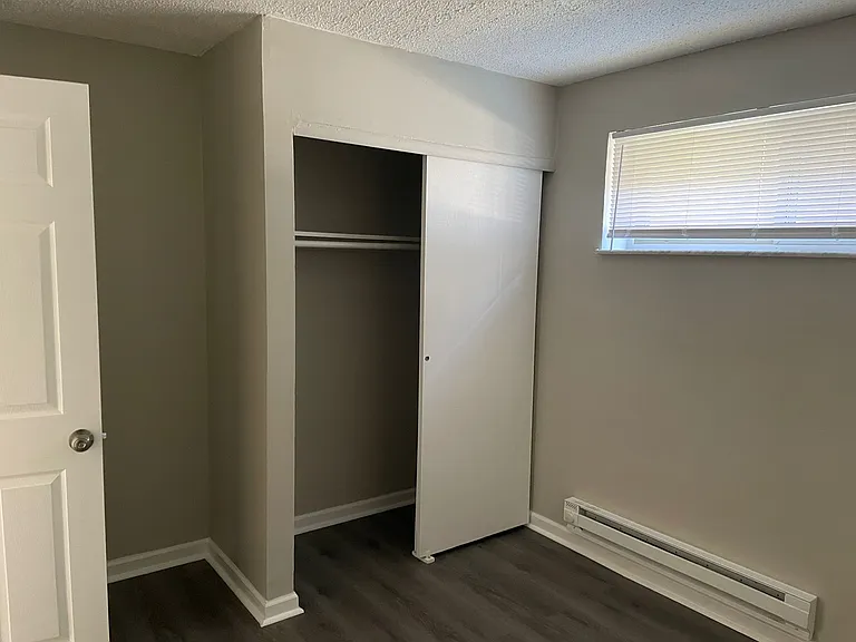1928 Agler Rd #1B — Photo 4