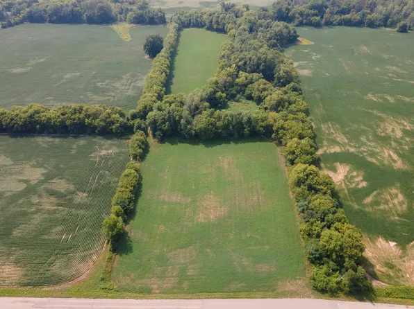 Zabel Rd, Waupaca, WI 54981