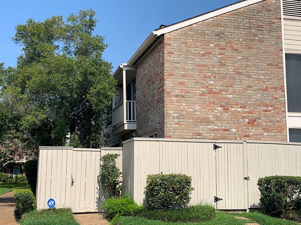 2nd image of 5828 Valley Forge Dr