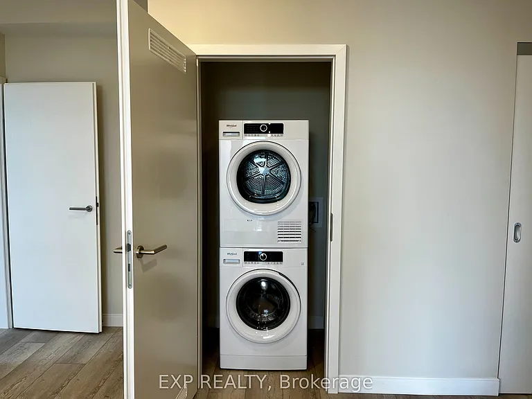 118 West St #801 — Photo 7