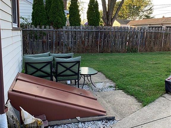 4th image of 13416 Sherry Ave