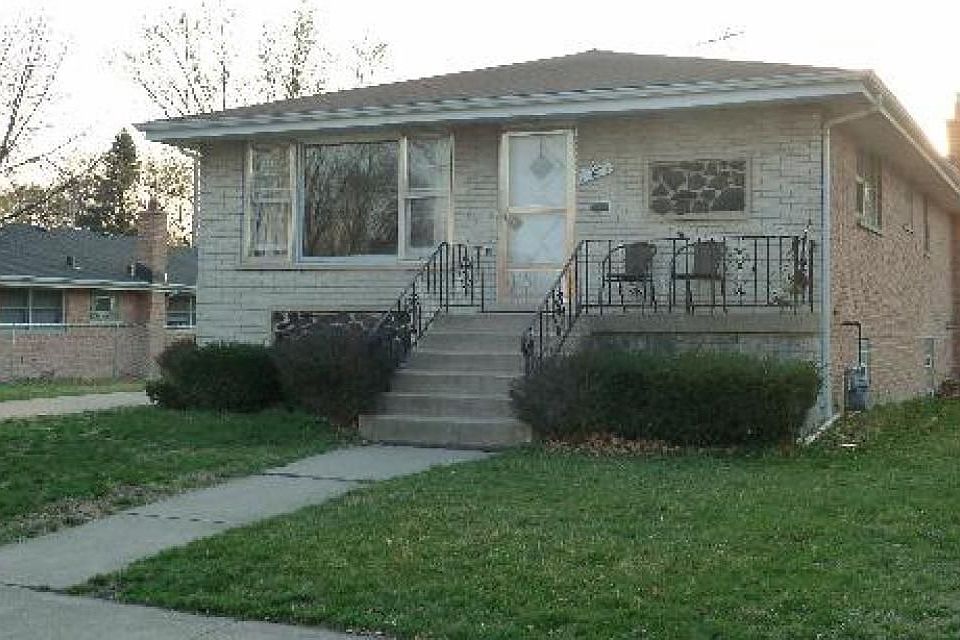 1st image of 9036 S Moody Ave