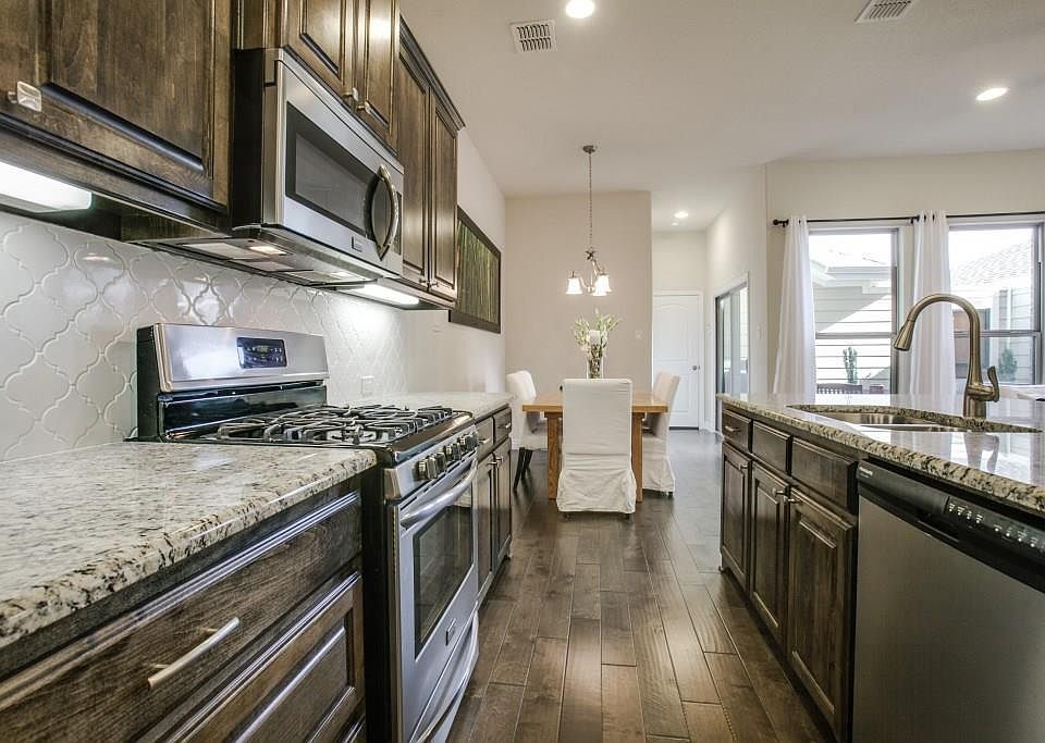 2nd image of 675 Emily Ln
