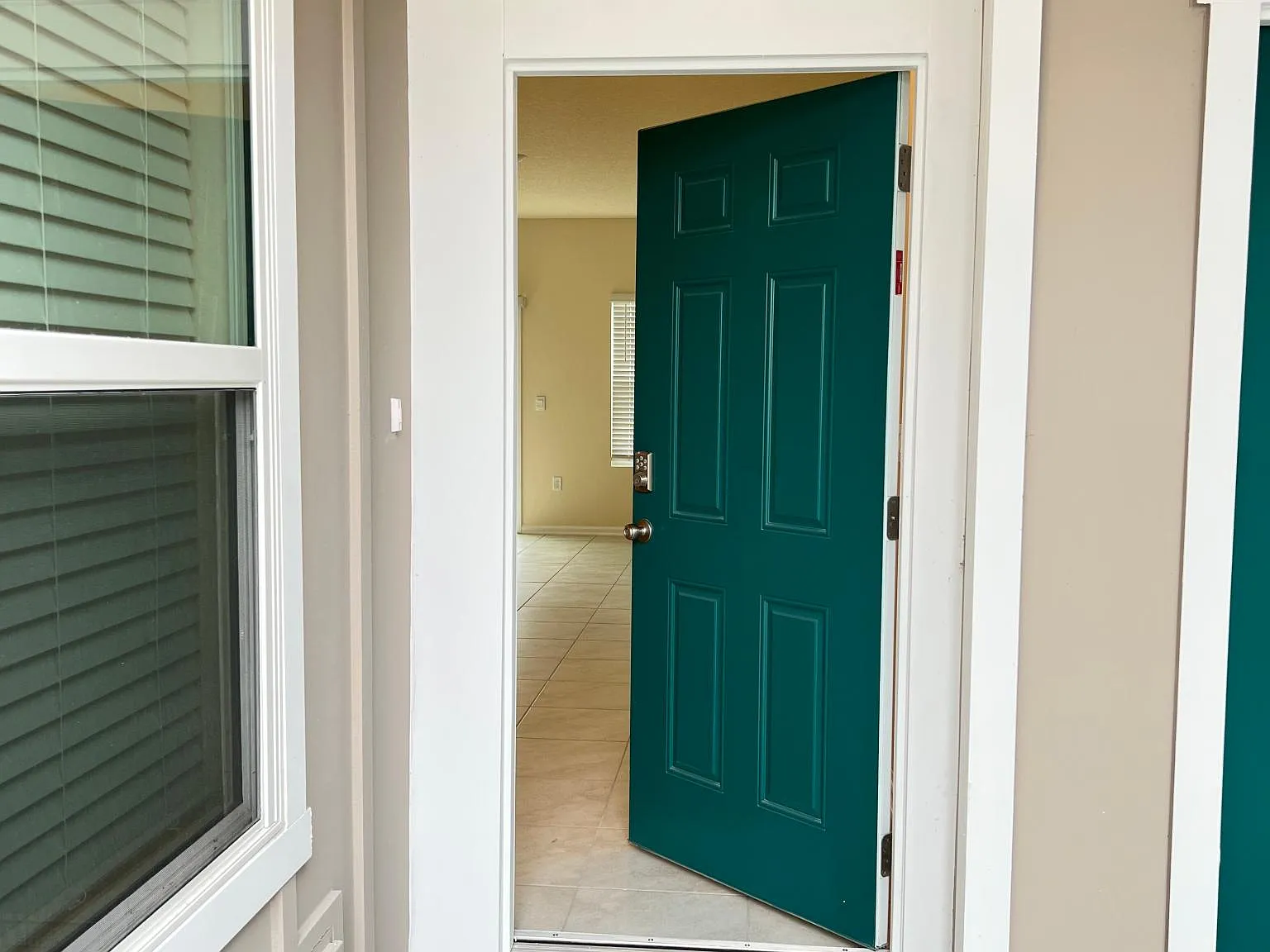 3 bed, 2.5 bath, 1502 sqft, $1,850 — Photo 2