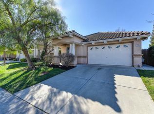 2729 Dinwiddie Way, Elk Grove, CA 95758