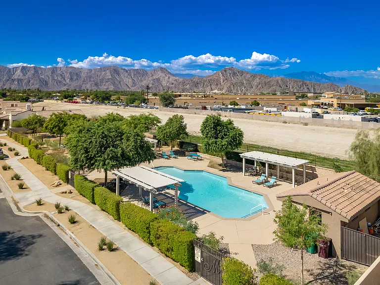 79700 Desert Willow St — Photo 11