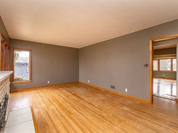 5th image of 1210 W 11th St