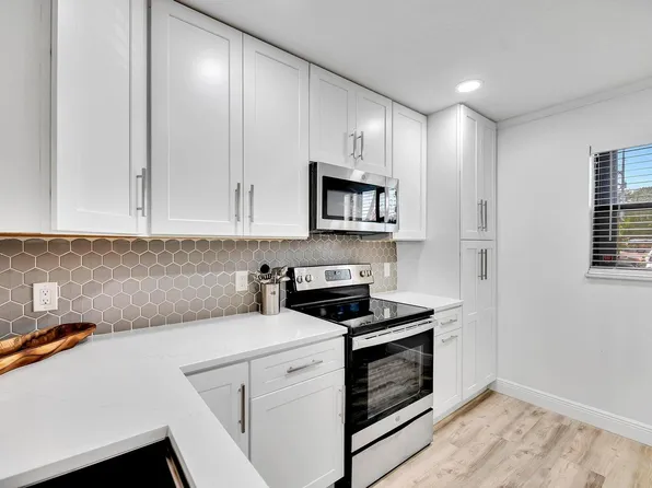 701 N Indian River Drive #105, Fort Pierce, FL 34950