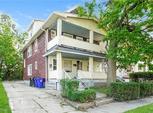 883 Alhambra Rd, Cleveland, OH 44110