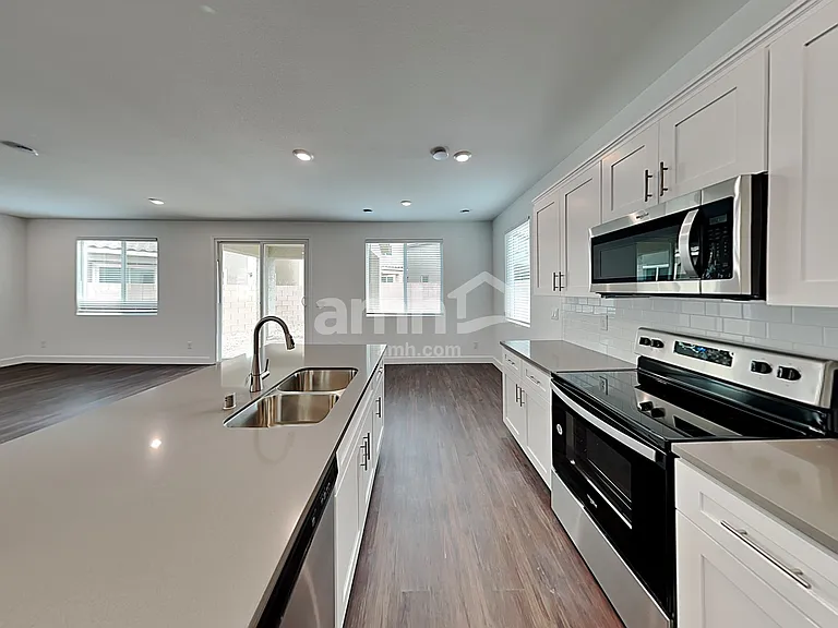 2715 Hot Cider Ave — Photo 4
