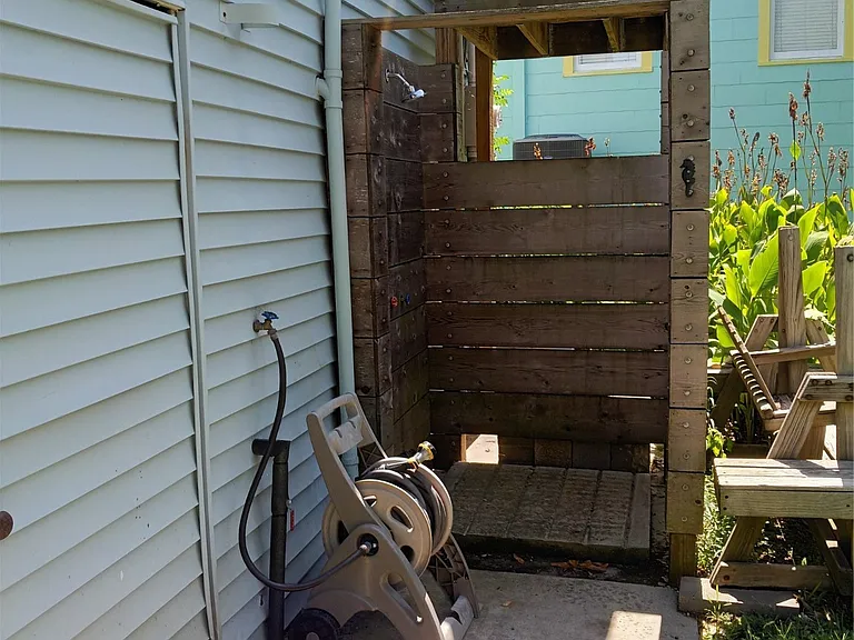 2924 Avenue P 1/2 #1 — Photo 14