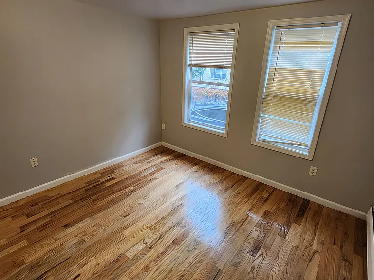 308 Ege Ave #AA — Photo 7