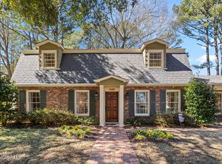 5440 Briarfield Rd, Jackson, MS 39211