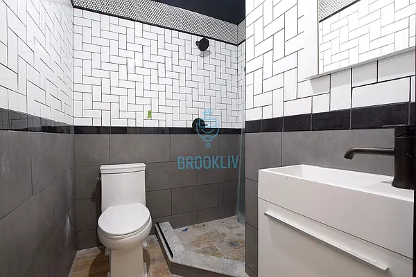 Rented by null | media 46