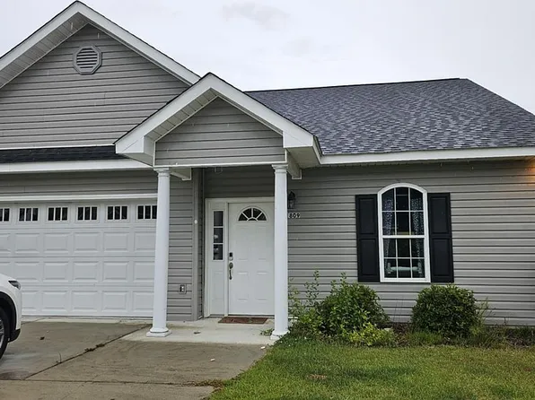 1809 Samantha Pl, Laurinburg, NC 28352