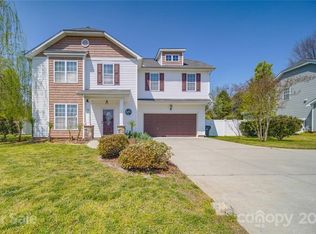 9718 E Wt Harris Blvd, Charlotte, NC 28227