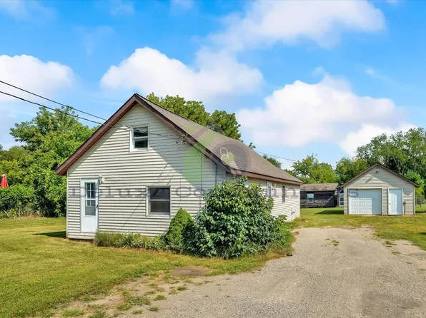 506 W Coffren St, Greenville, MI 48838