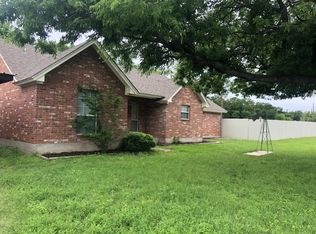 1100 SE 22nd St, Mineral Wells, TX 76067
