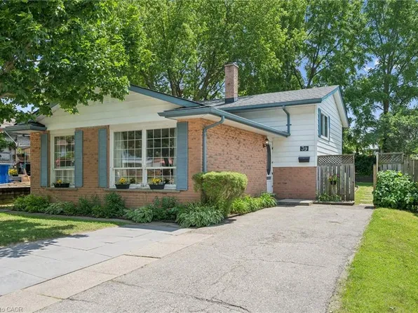 39 Shea Cres, Kitchener, ON N2E 1E9