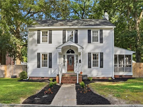 76 Harris Rd, Portsmouth, VA 23702