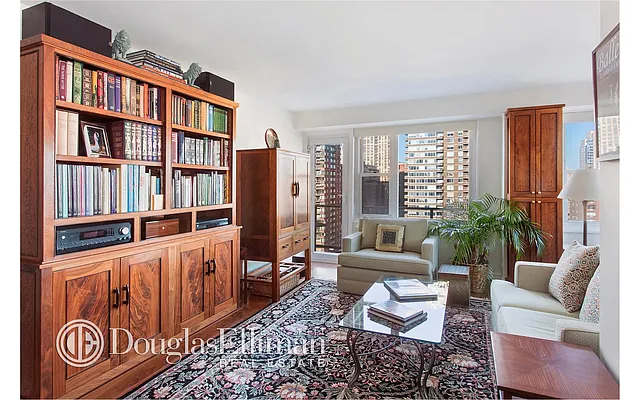 Sold by Douglas Elliman | media 15