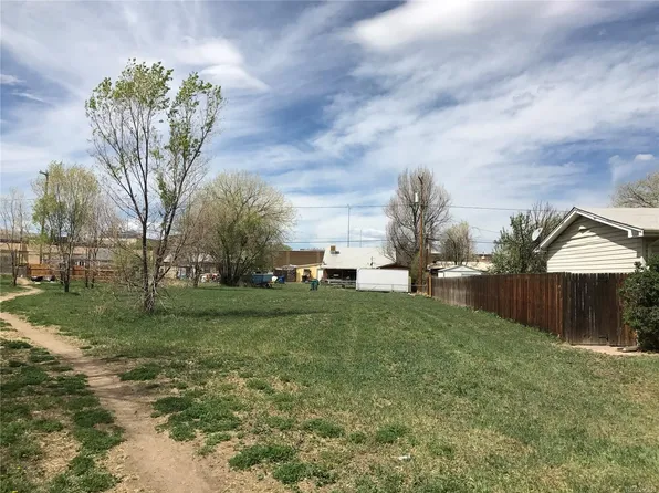 1975 Blackhawk St, Aurora, CO 80011