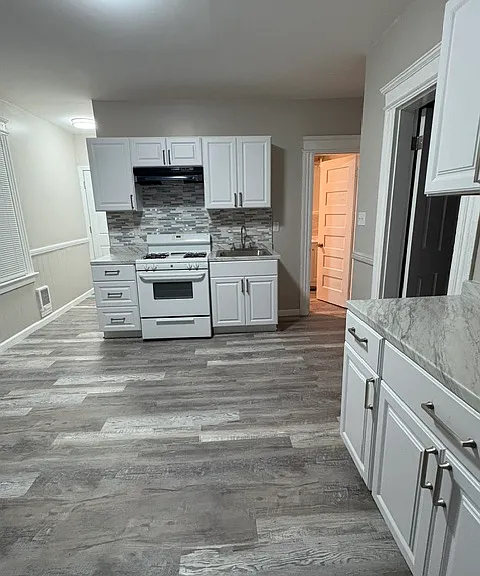 105 Division St #3 — Photo 5