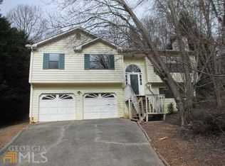 4348 Falcon Crest Dr, Flowery Branch, GA 30542