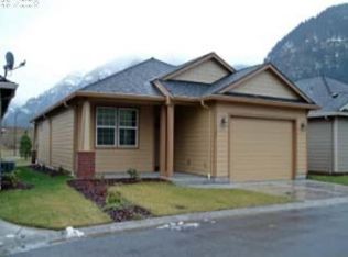 1207 Island Way, North Bonneville, WA 98639