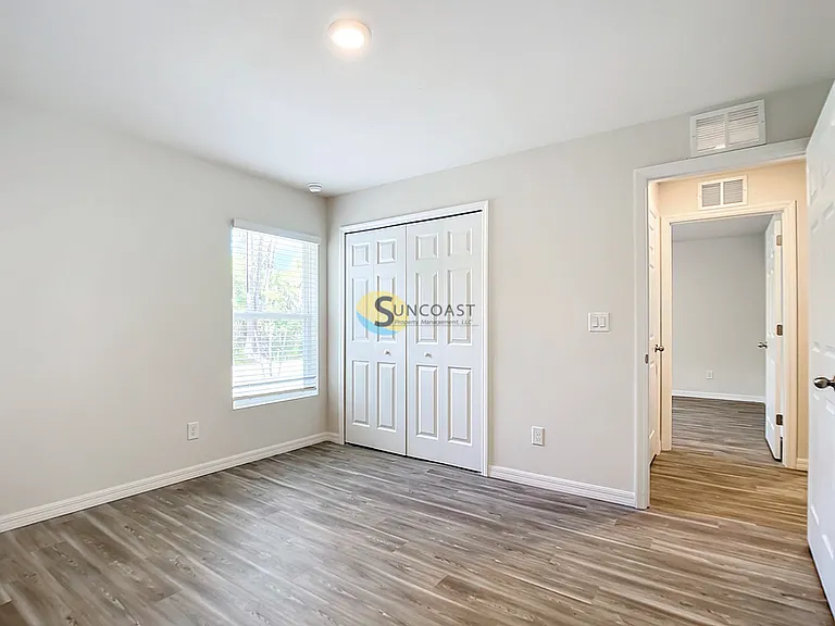 11501 N Landover Ter — Photo 22
