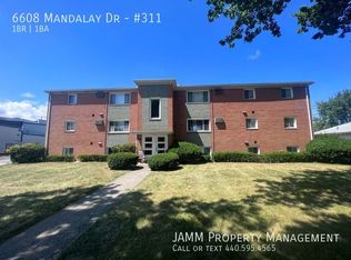 6608 Mandalay Dr APT 311, Cleveland, OH 44130