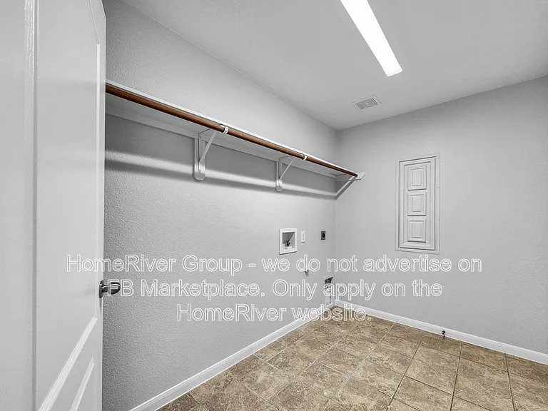 922 Fife Dr — Photo 7