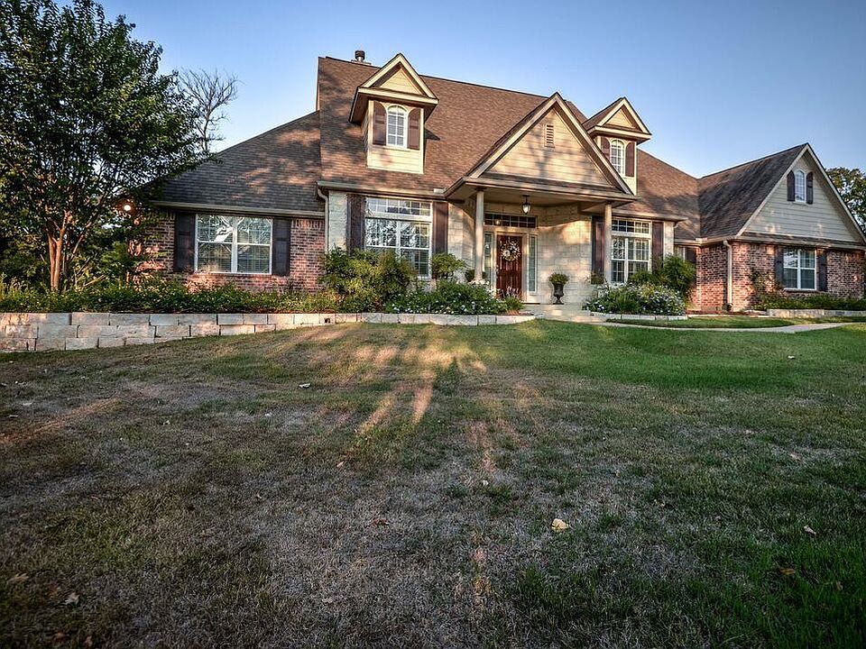 1st image of 17335 Sioux Springs Dr