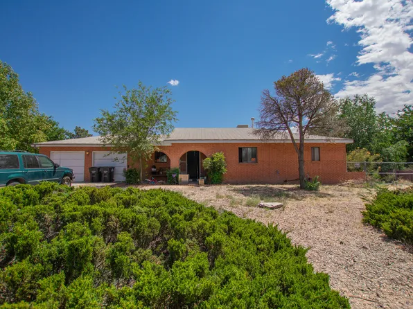 331 Hillandale Ave, Rio Communities, NM 87002