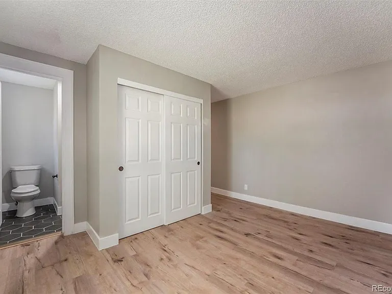 2101 S Josephine St #105 — Photo 7