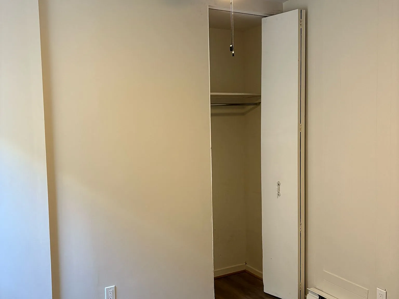 1 bed, $1,200 — Photo 4