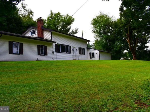 544 Birch Hill Rd, Shoemakersville, PA 19555