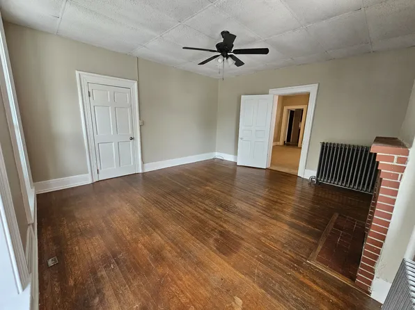 140 Church St #A, New Windsor, MD 21776