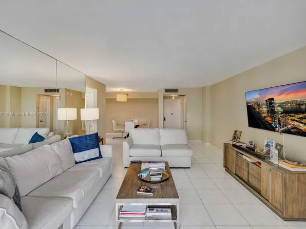 1111 Crandon Blvd APT C804, Key Biscayne, FL 33149