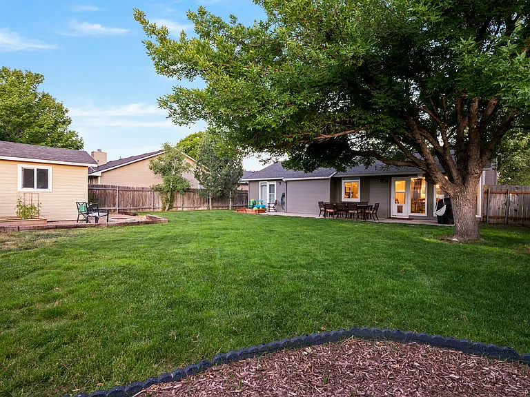 5468 S Alyssum Pl — Photo 40