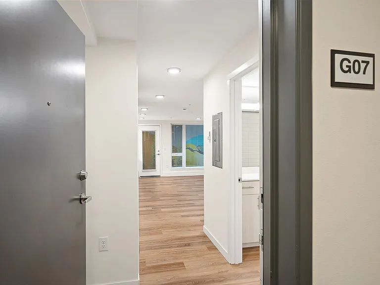 Portal Apartments — Photo 31