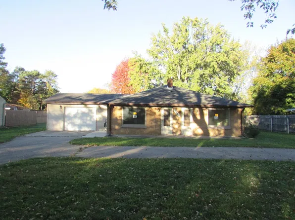 2083 Cashin St, Burton, MI 48509