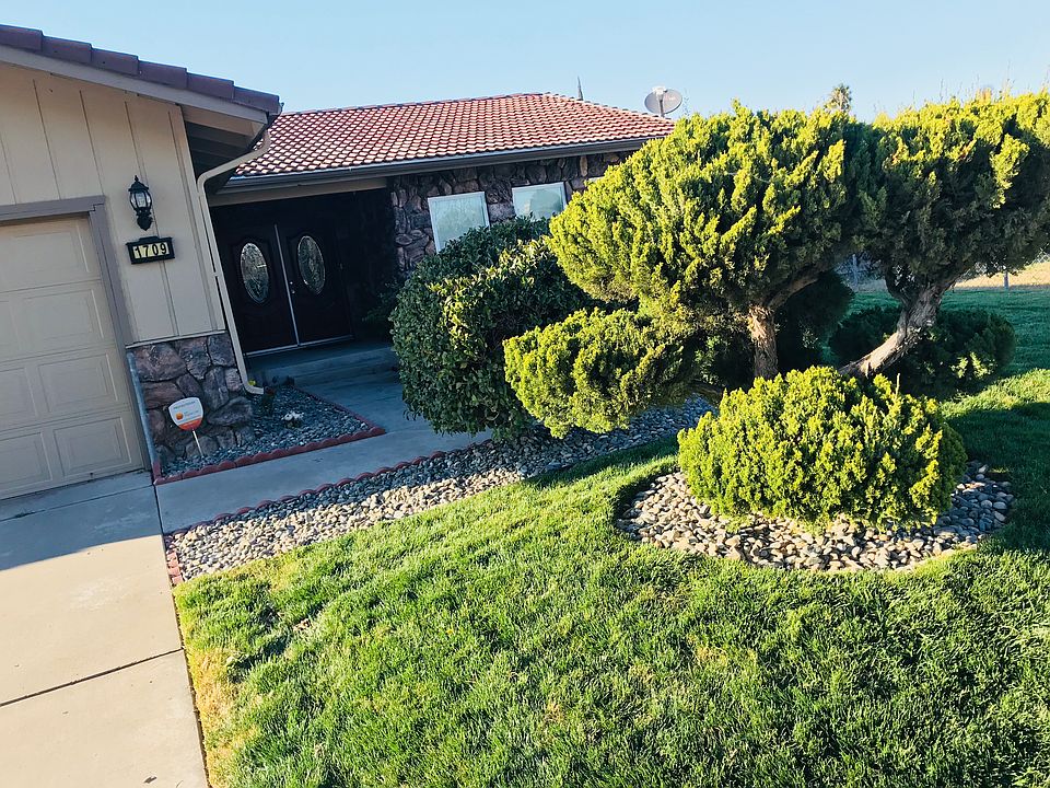 2nd image of 1709 Darwin Ave