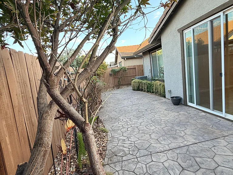 9855 Sheffield Way — Photo 29