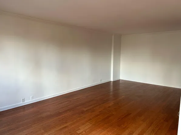 240 East 76th Street image 3 of 9