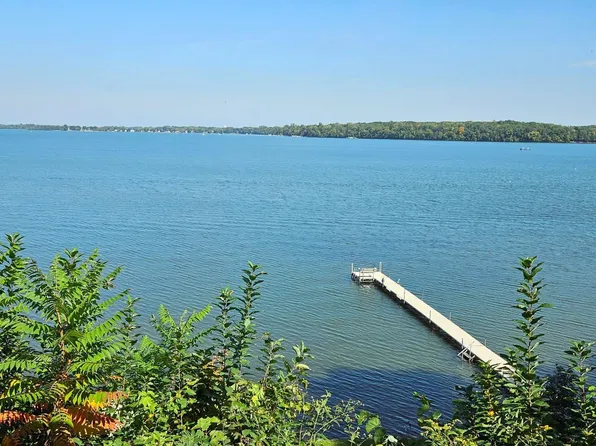 10400 Kismet Isle, Chisago City, MN 55013