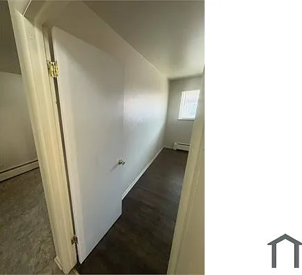 1725 Chester St — Photo 8