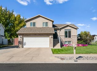 1643 N 2225 W, Clinton, UT 84015