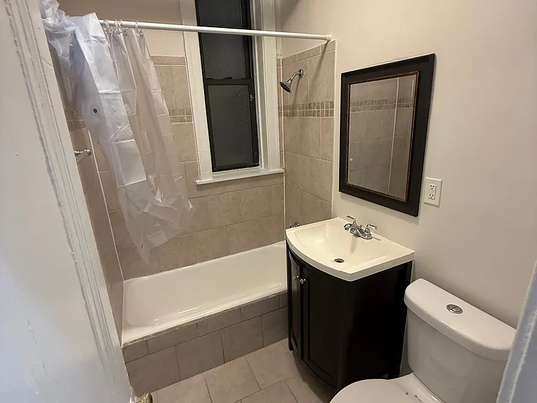 3154-56 W Belle Plaine Ave #56-GDN — Photo 4