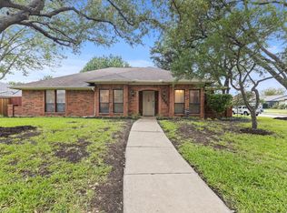 2259 Big Bend Dr, Carrollton, TX 75007